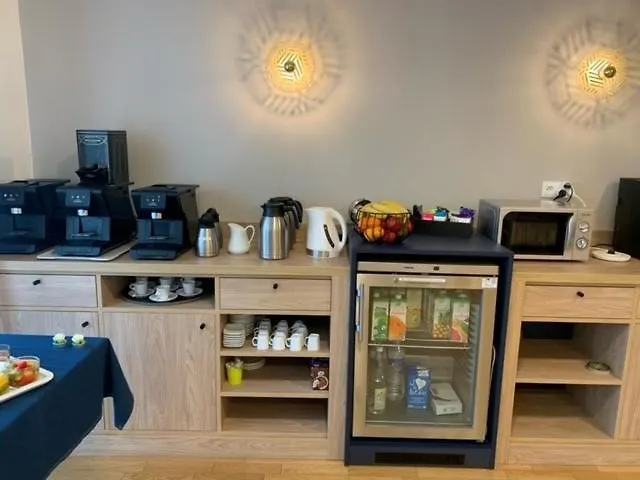 ドミティシ レ ファラズ ブロンシュ アパートホテル